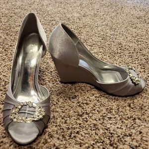 Silver wedge heel dress shoes